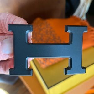 HERMES black buckle